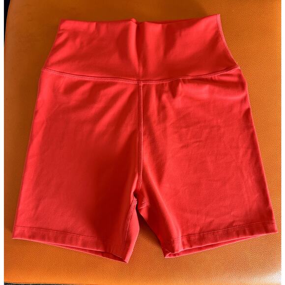 SOLD Daily Drills Red Tight Activewear Shorts Size S - Picture 3 of 7